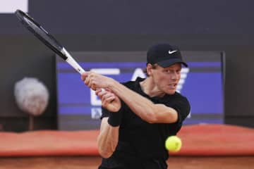 ランク1位シナーは準優勝　テニスのイタリア国際