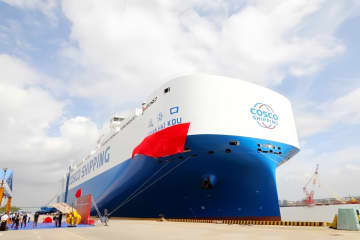 中国最大の太陽光発電自動車運搬船、国産車4000台を積み初航海を開始