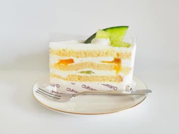 【シャトレーゼ】メロンたっぷり♡「オシャレケーキ」