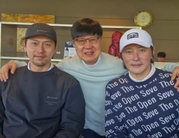 ヒョンビン、髭を生やした近影が話題！俳優チャン・ドンゴンらと「見てるだけで癒される」豪華ショット