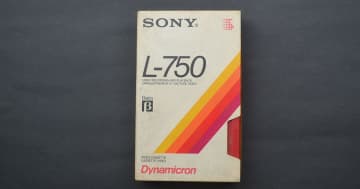 ソニー「ベータマックス」はなぜビクターのVHSに規格争いで敗北したのか