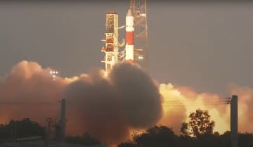 インド、「PSLV」ロケットの打ち上げ失敗–国境線監視に重要な衛星を消失