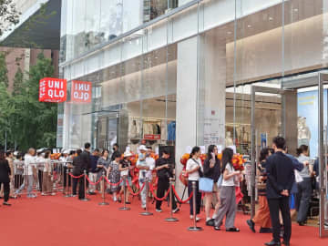 ユニクロ、中国南西部初の旗艦店オープン　四川省成都市