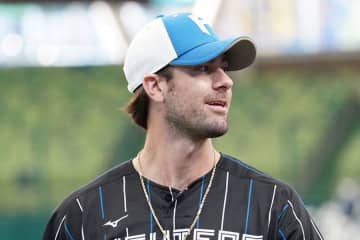 2年間で1軍ゼロも…新庄監督も絶賛した右腕　メジャー復帰目指す32歳が掴んだ“新天地”