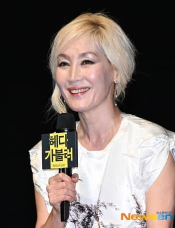 【PHOTO】イ・ヘヨンら、演劇「ヘッダ・ガブラー」記者懇談会に出席
