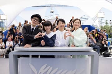 『ルノワール』新星・鈴木唯、早川千絵監督と「相性が良かった」　石田ひかり＆リリー・フランキーとカンヌに登場