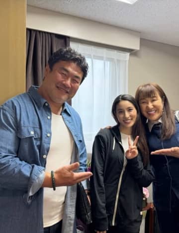北斗晶、土屋太鳳が出演している舞台を観劇「本当に凄かった」