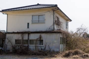実家を「空き家」として放置しておくと「1年あたりの維持費用」はどのくらい？ 水道光熱費は「0円」にできないのでしょうか？
