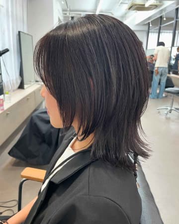 10年髪型同じ【40・50代】→ セットも簡単な「ウルフヘア」でイメチェン成功ーッ♡