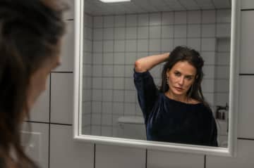 「手加減しなかったところが素晴らしい」ギルモア・デル・トロ監督が絶賛！『サブスタンス』特別映像