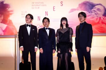二宮和也＆小松菜奈　初めてのカンヌ国際映画祭に興奮 　2300人のスタンディングオベーション