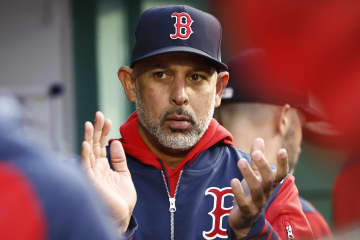 “娘の卒業式”でMLB指揮官が公式戦欠場を発表「絶対に逃したくない日だ」米ファンからは反響様々「残念だ」「良い父親ならそうする」