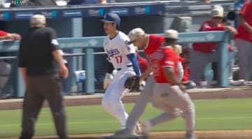 もうワケわからん！ 大谷翔平の足で“予想外の展開”「エグいw」「お手上げ」投手ドン引き… とんでもないスピードで加速する“驚速内野安打”