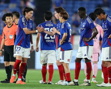もはや「危険水域」に陥る最下位マリノス。15試合で勝点８。希望はないのか。“光の見えない闇の中”を諦めず突き進むしかない