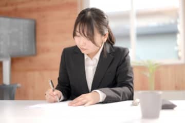 「英語ができないなら私のチームにいらない」と言われた新卒女性、3ヶ月必死に勉強した結果
