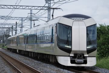 東武特急は豊洲に乗り入れるか。決算資料の有楽町線直通計画に記された「東武日光」の意味