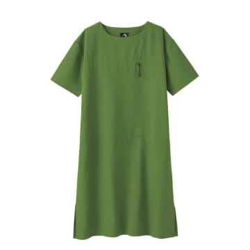 【ワークマン】雨の日も晴れの日も使える！撥水加工の「スカート & ワンピ」