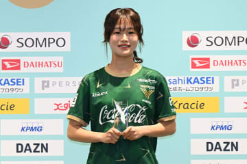 18歳逸材が昇格→即大活躍も「まだまだ未完成」　指揮官も太鼓判を押す”日本の未来”「いい選手の証」