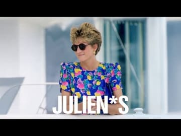 Julien's Auctions、Diana妃のスタイルと王室コレクションを開催