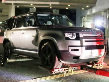 もっと早く出頭できたのでは…小学生に車で突っ込んだ男、直前まで飲酒　同乗者の会社員25歳と一緒に　防カメで特定、発覚しないように逃走か　25歳が自宅へ送るよう依頼し事故「子は気を付けようがない」