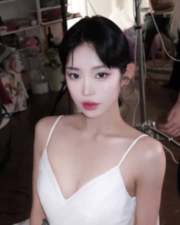 「下半身切り落としたい」発言で話題の韓国インフルエンサー、元恋人からのDVを告白　父は元巨人