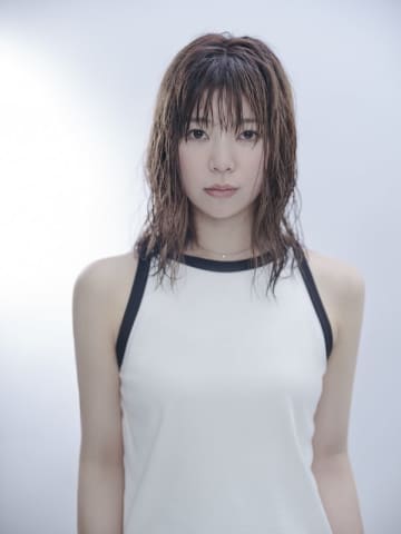眉村ちあき、M1NUの新曲「있잖아」に作詞＆フィーチャリング参加　ライブクリップにも出演