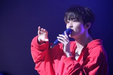 NCT・マーク、初の日本ソロショーケースツアーを完走！“ポップスター”の実力を証明