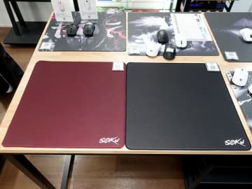 スクエア型のマウスパッド「Pro1 Mousepad」がSOKUから、滑り違いで2モデル