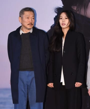 ついに“不倫関係”の女優（43）が出産…妻と離婚できず9年が過ぎた韓国の映画監督、2人の関係は変わるか