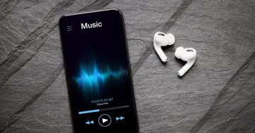今さら聞けない！  iPhoneでCDから作成したMP3ファイルを再生する方法