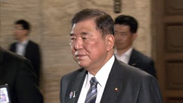 「年収106万円の壁」撤廃など柱　当初盛り込まれていた基礎年金の底上げは削除…野党は「骨抜き」と批判　年金制度改革法案が衆院本会議で審議入り