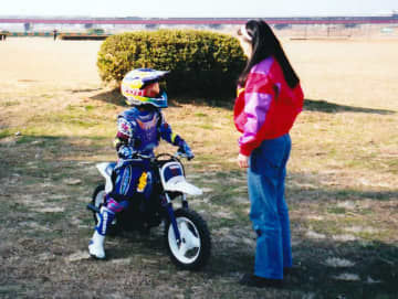 楽しさとリスクの両面を伝える母親ライダーのバイク教育とは？(川崎由美子さん)