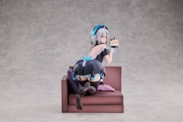 スノウブレイク：禁域降臨「チェルノ＆ムルソー 見習いメイド 通常版」
