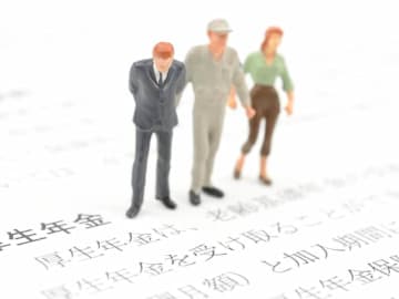 厚生年金保険料を払っている67歳の男性です。厚生年金保険料を払うのは満70歳の2月まで払うのか？