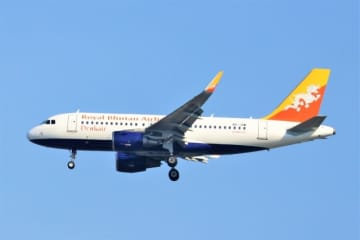 5月20日夜に羽田飛来！ブータン「ドゥルク航空 A319」着陸最難パロ空港から 25日関空にも