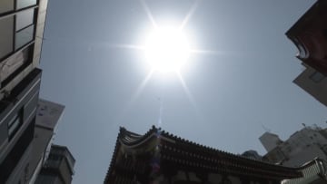 都内で熱中症とみられる症状で12人搬送　東京都では2025年最多　10代の男女と70代の男性1人のあわせて3人が中等症