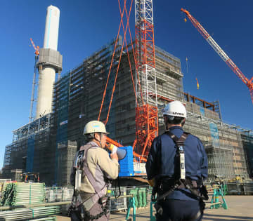 【速報・追記あり】建設現場で男性転落し死亡　千葉市若葉区の清掃工場　下のもう1人巻き込まれ搬送