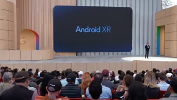 グーグル、Android XRにGemini搭載　メガネ型デバイスで道案内やリアルタイム翻訳などのデモも