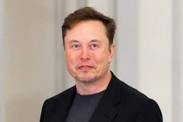 5年後もテスラCEO意欲　マスク氏、政治献金は削減