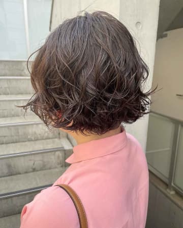 「ずーっと同じ髪型」は卒業！→ 一気にこなれる【ボブパーマ】でイメチェンしない？