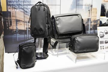 エース、オンオフ兼用ショルダー「ラグレンティス クロス」