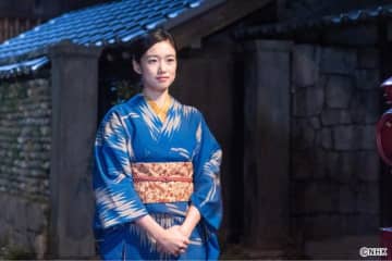 河合優実、蘭子と豪（細田佳央太）の切ない恋を演じて…「あんぱん」で刻む戦後80年への思い【後編】