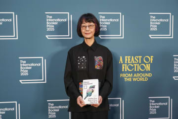 川上弘美さん受賞せず　英、国際ブッカー賞
