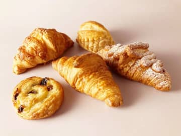 【LENOTRE＜ルノートル＞】ミニサイズ・焼きたてのヴィエノワズリーが登場！各店舗限定品も