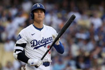 ドジャース試合前に“謎の男”が話題　「合成じゃないよね？」「拡大して見たら…」SNSに日米笑撃