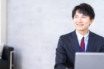 “サラリーマン”と”ビジネスマン”の違いとは　実は使い方を間違えている可能性も