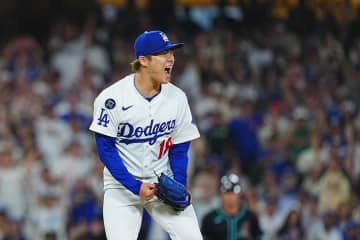 山本由伸、魂の110球＆7回0封9KにLA大絶賛　場内スタオベ「ヨシ！」大合唱、米記者「これがエースだ」
