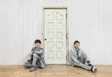 ゆず、25年前リリースの3rdアルバム『トビラ』リバイバルライブを有明アリーナにて3デイズ開催