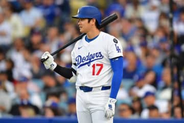大谷翔平　４打数１安打　延長１０回に１４試合ぶりの二盗に成功　サヨナラのホーム踏む