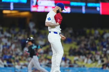山本由伸の6勝目を“台無し”　サヨナラ勝利も浮かない表情…スコットの思い